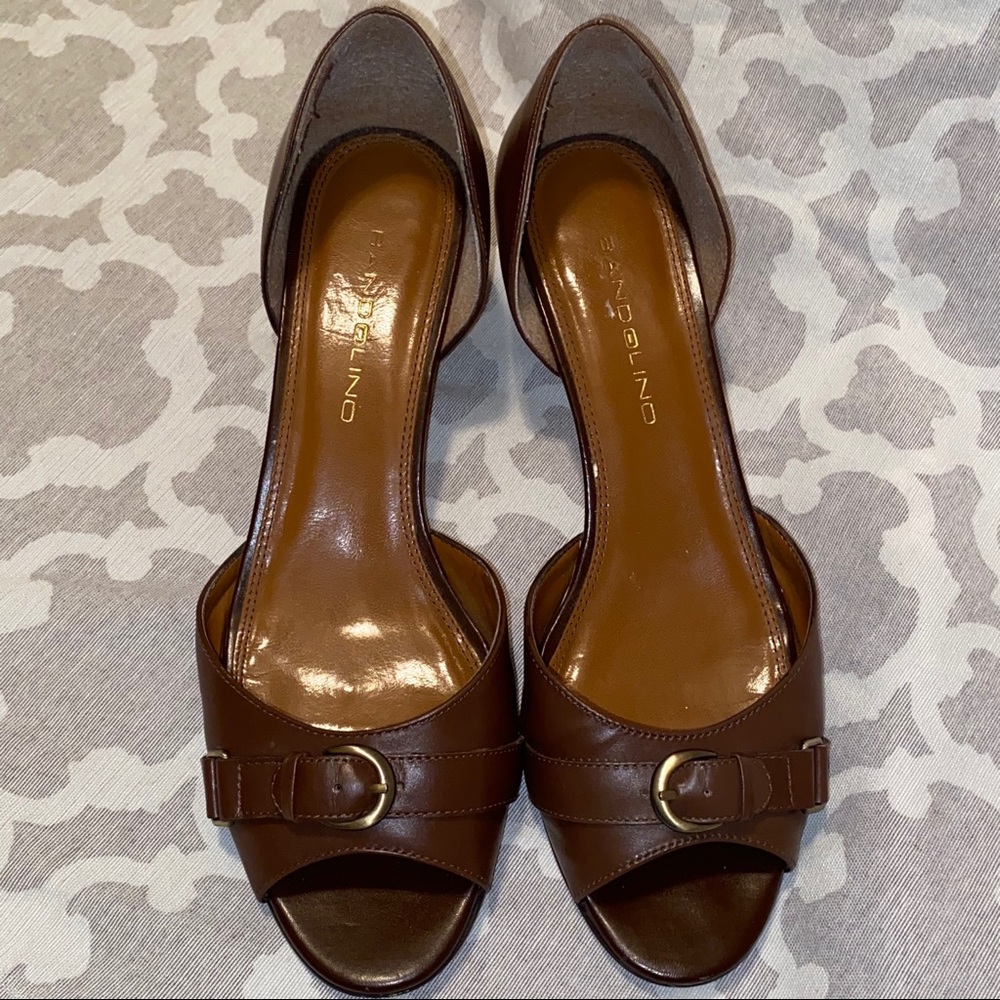 Bandolino Brown Heels - Picture 5 of 8